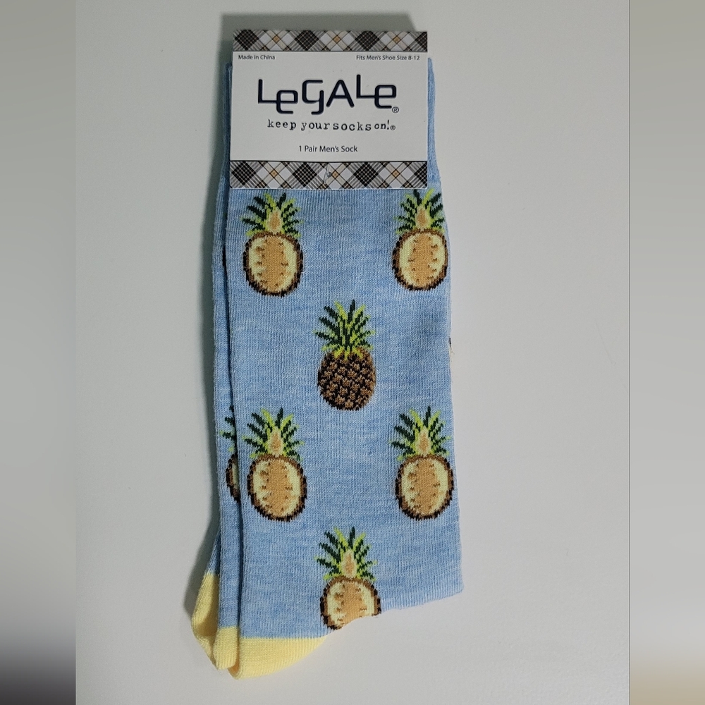 3/$15 NWT Legale Men's Pineapple Socks (Fits 8-12)